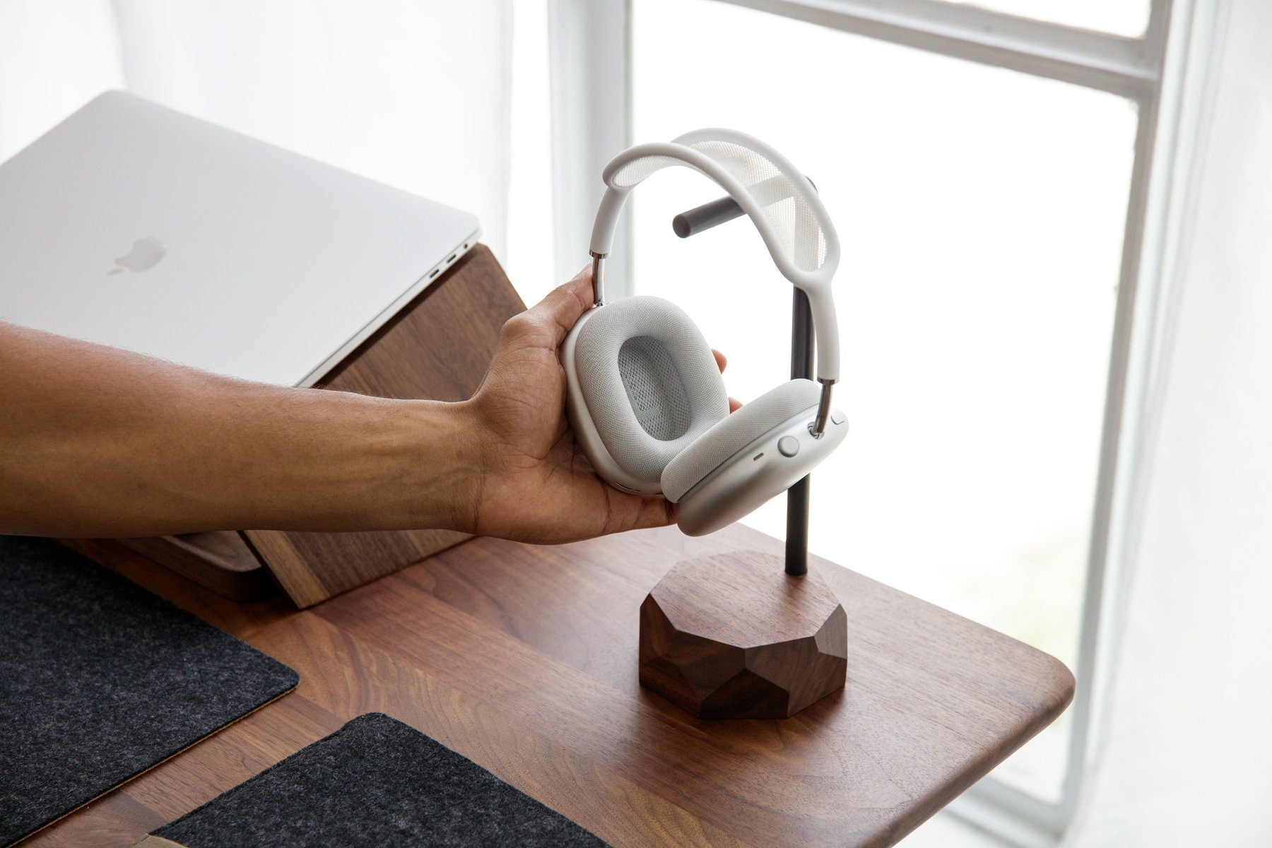 Headphone Stand