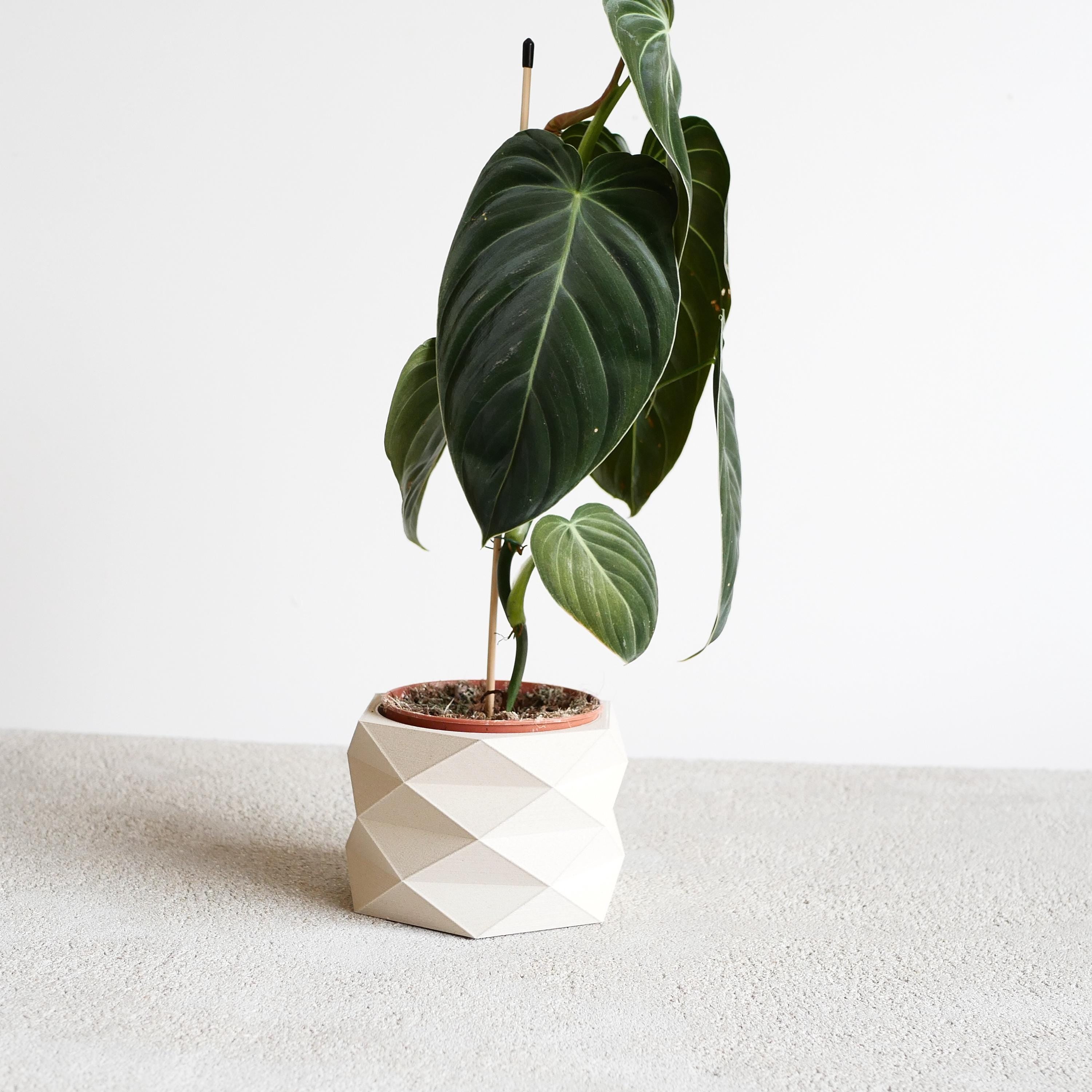 White Wooden Indoor Planter, Geometric and Minimalist Design House Plant Pot - Original Handmade Gift !