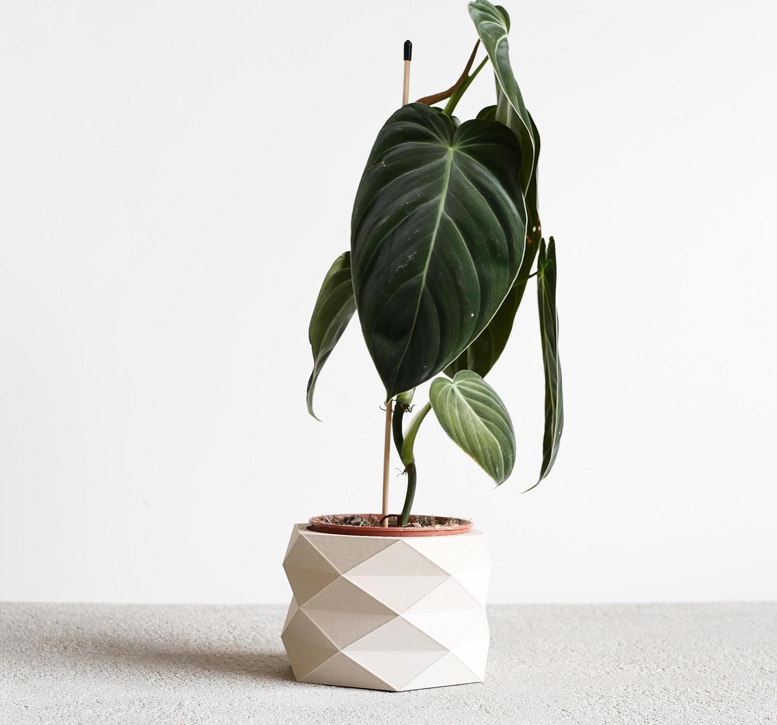 White Wooden Indoor Planter, Geometric and Minimalist Design House Plant Pot - Original Handmade Gift !